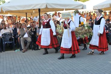 Święto Plonów Powiatu Wieluńskiego odbyło się w Osjakowie